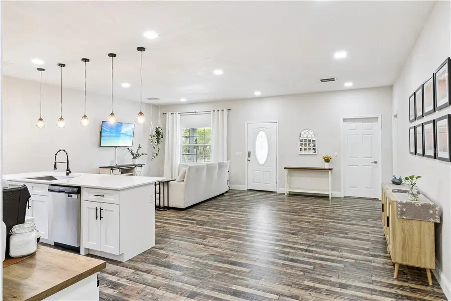 945 Gordon Avenue, Bartow, FL 33830 - #3