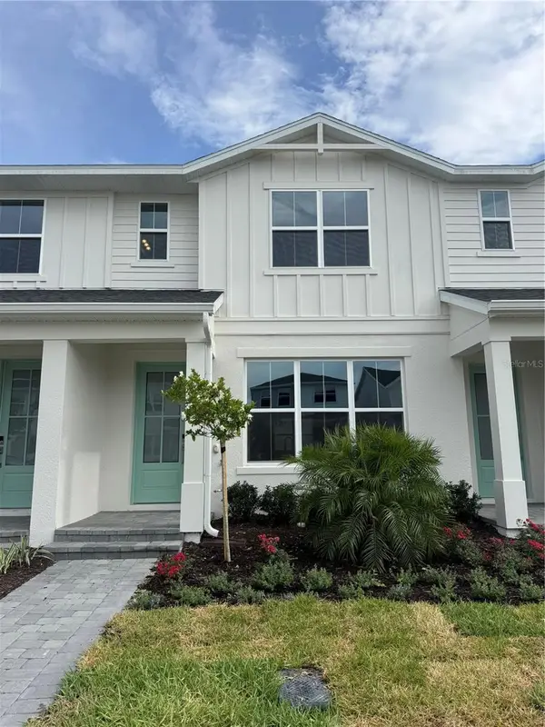 1868 Crowncrest Drives, APOPKA, FL 32703