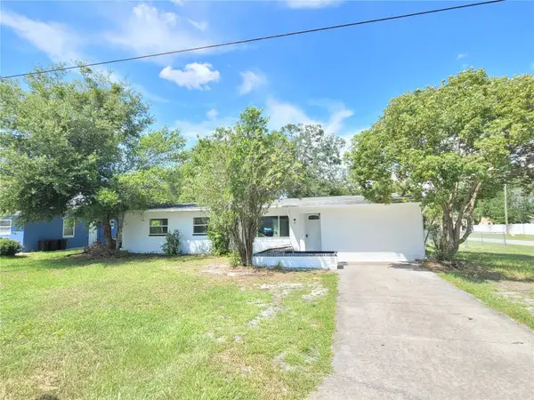 8 Flamevine Lane, DEBARY, FL 32713