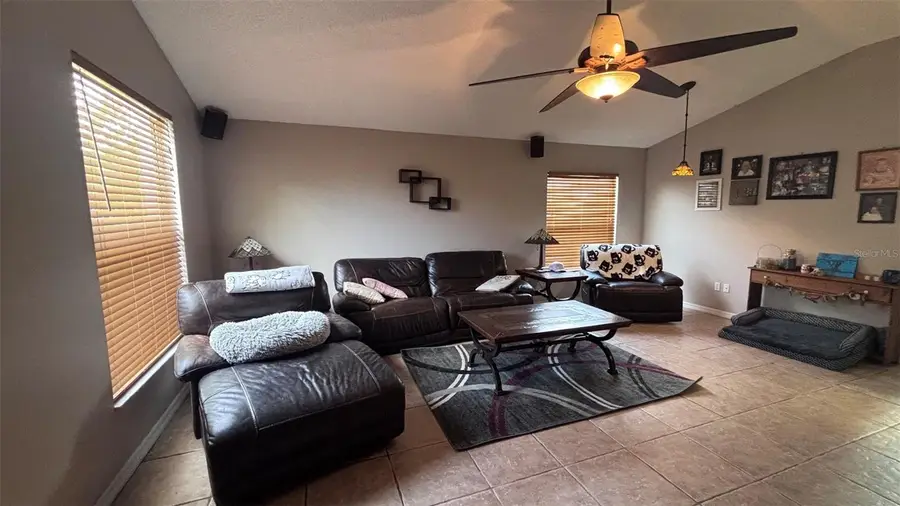 1045 Kelsey Avenue, Oviedo, FL 32765 - #3