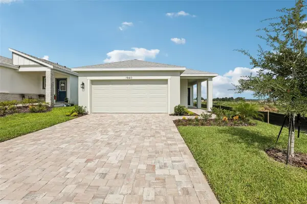 1940 Diamond Head Circle, HAINES CITY, FL 33844