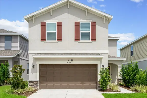 3205 Amaranth Street, TAVARES, FL 32778
