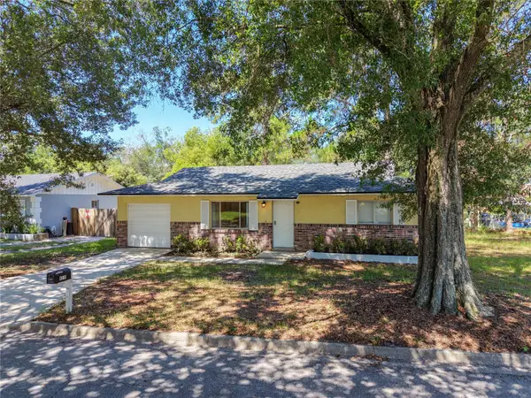 4510 Three Lakes Circle, ORLANDO, FL 32808