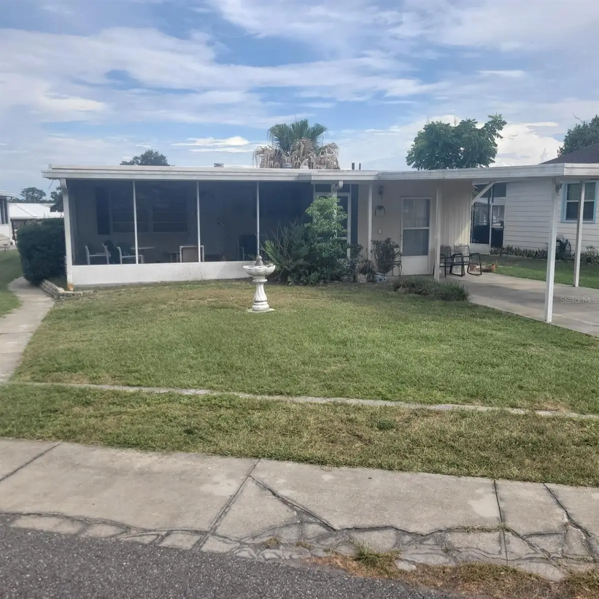 1403 Lakeview Drive, Tavares, FL 32778 - #1