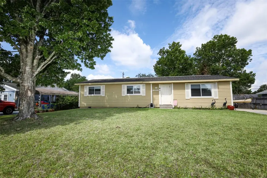 2416 Tamarind Drive, Edgewater, FL 32141 - #3