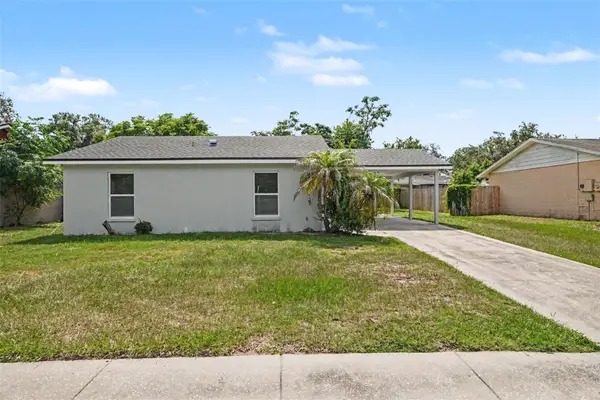 1224 Oak Valley Drive, SEFFNER, FL 33584