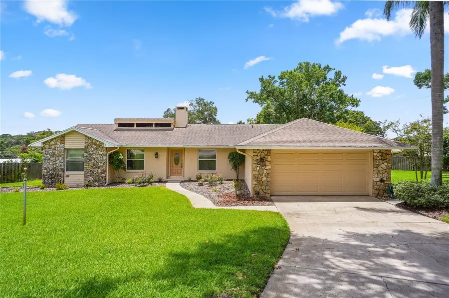 606 Alhambra Avenue, Altamonte Springs, FL 32714 - #2