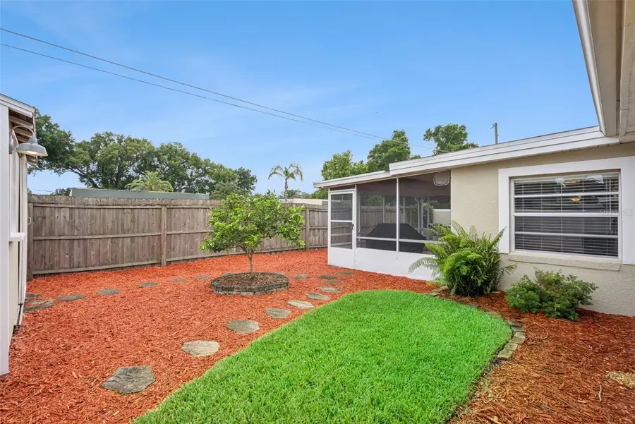 110 N Lakewood Circle, Maitland, FL 32751 - #3