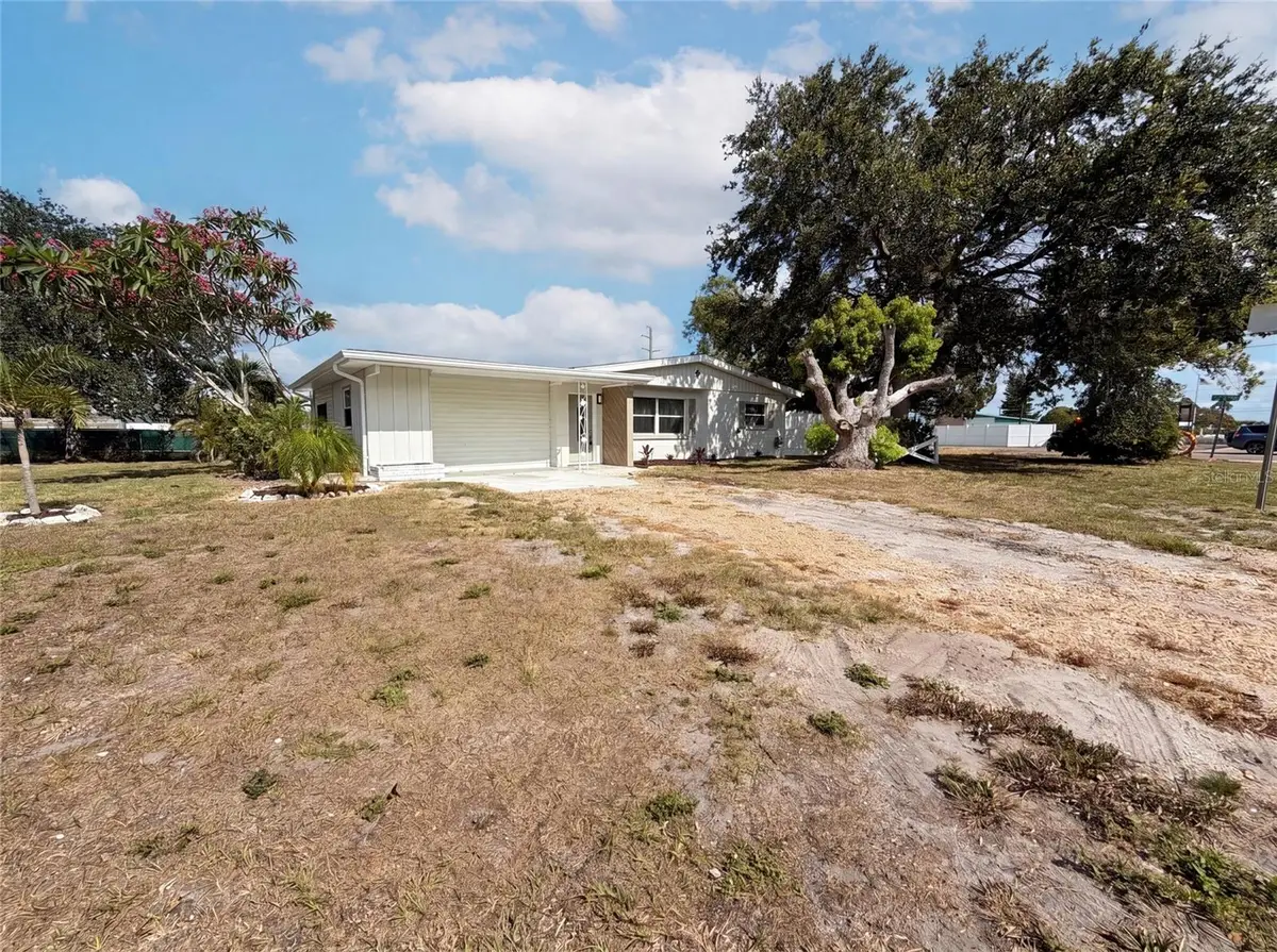 5306 3rd Street W, Bradenton, FL 34207 - #1