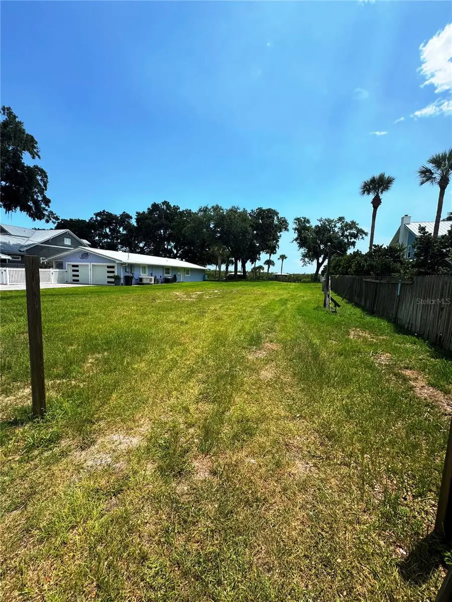 622 N Riverside Drive, New Smyrna Beach, FL 32168 - #3