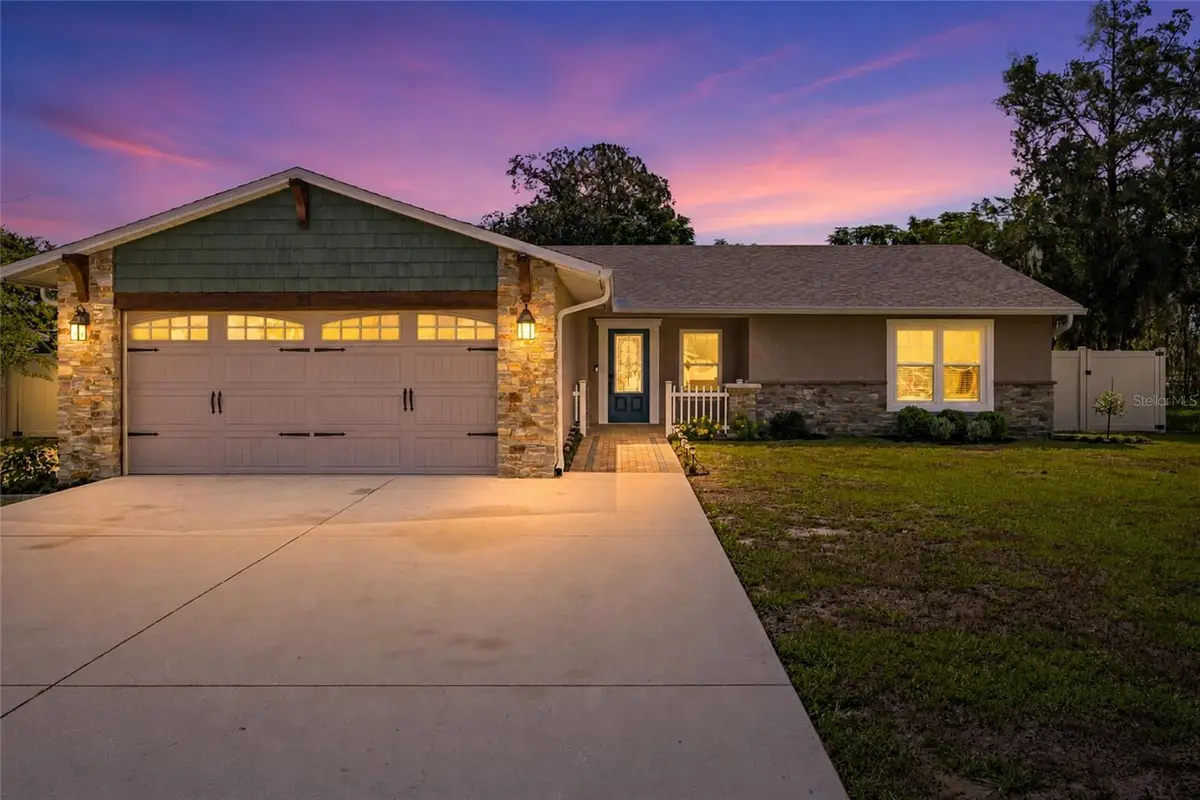 21 Oak Court, Eustis, FL 32726 - #1