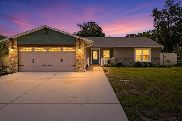 21 Oak Court, EUSTIS, FL 32726
