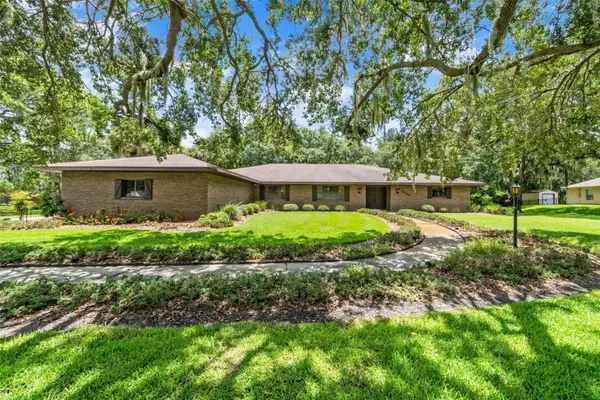 4240 N Tropical Trail, MERRITT ISLAND, FL 32953