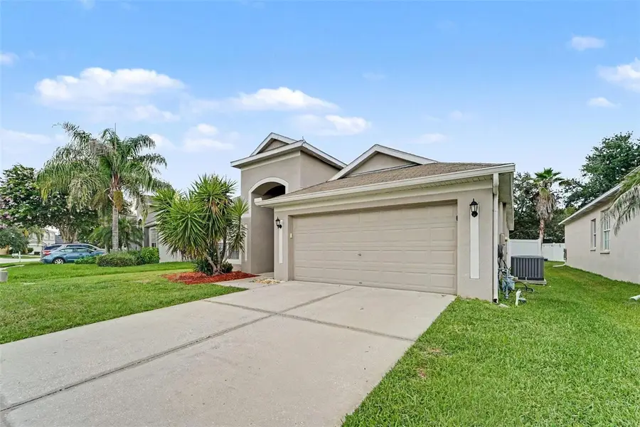 4906 Pennecott Way, Wesley Chapel, FL 33544 - #2