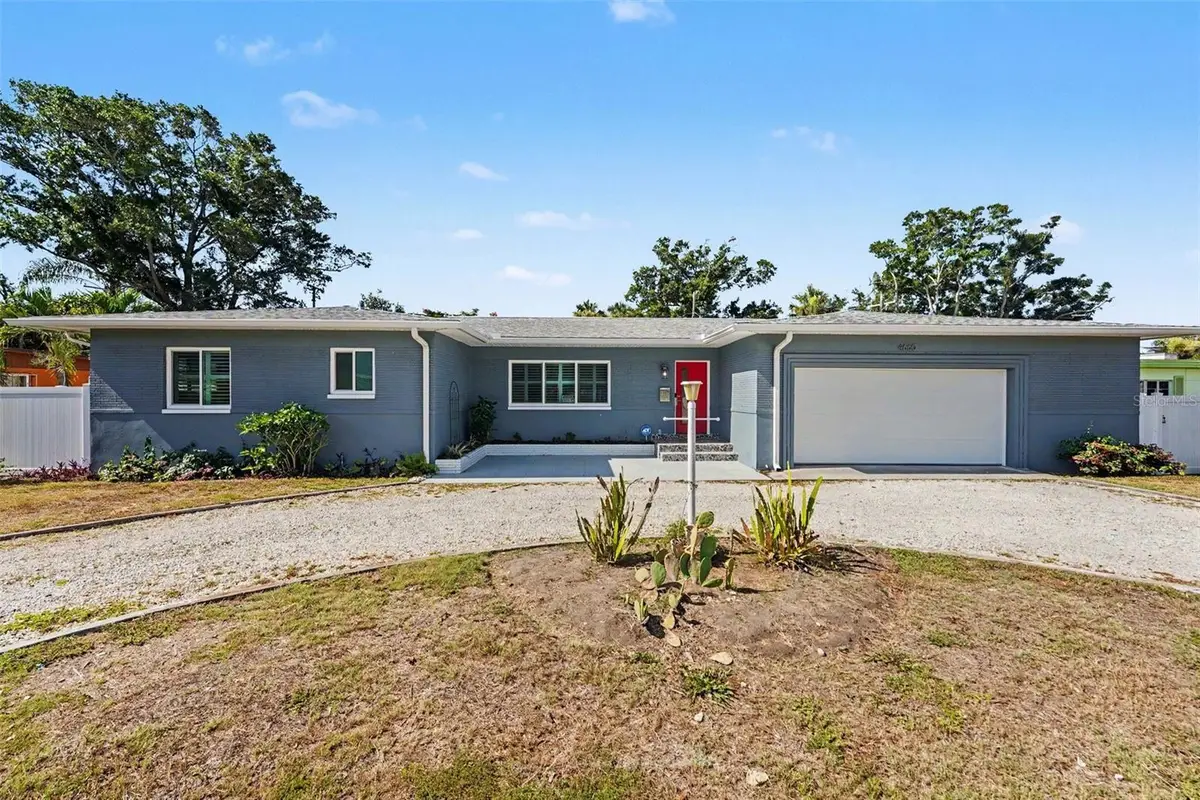 4660 22nd Avenue S, Saint Petersburg, FL 33711 - #1