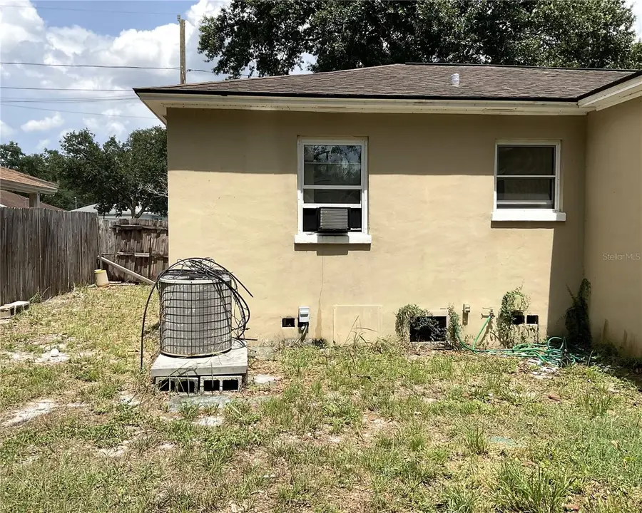 416 Crabtree Avenue, Orlando, FL 32835 - #2