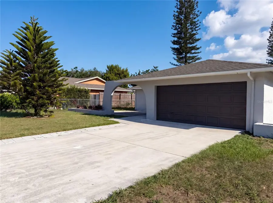 607 33rd Avenue Drive E, Bradenton, FL 34208 - #2