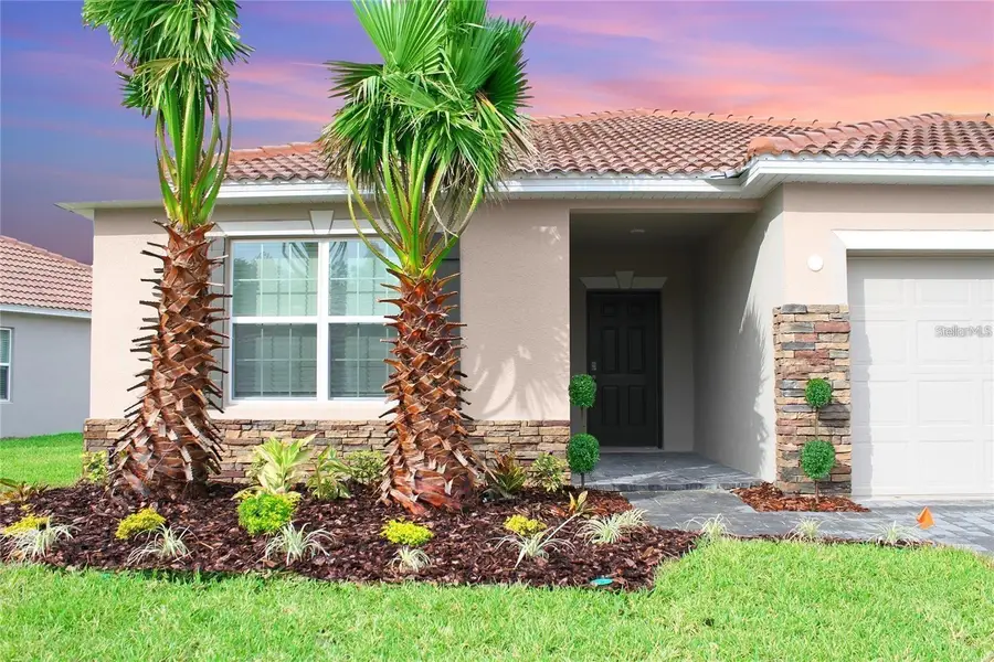 1162 Oak Bluff Drive, Davenport, FL 33837 - #2