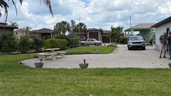 389 Nolane Lane, POLK CITY, FL 33868