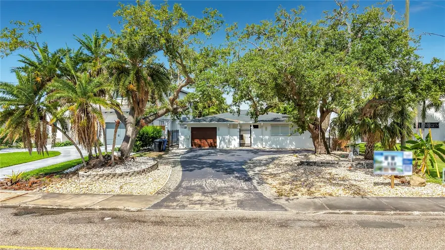 3800 Shore Acres Boulevard Ne, Saint Petersburg, FL 33703 - #2
