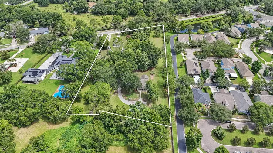880 W Plant Street, Winter Garden, FL 34787 - #2