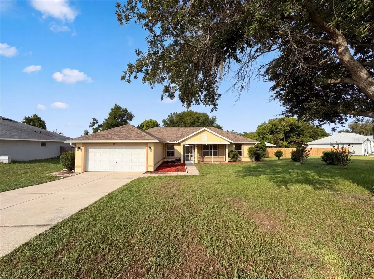 314 Dupont Circle, Howey In The Hills, FL 34737 - #1