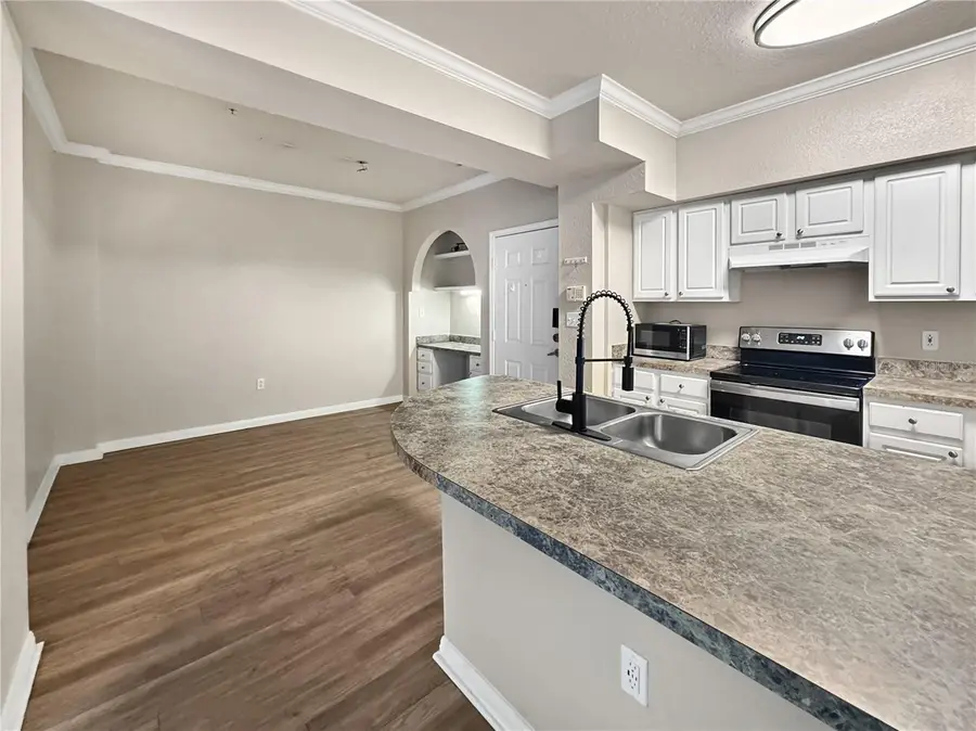 911 N Orange Avenue #232, Orlando, FL 32801 - #2