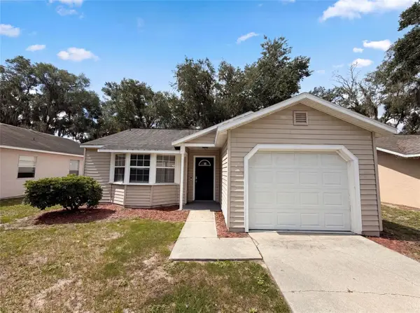 2715 Lorraine Drive, LEESBURG, FL 34748