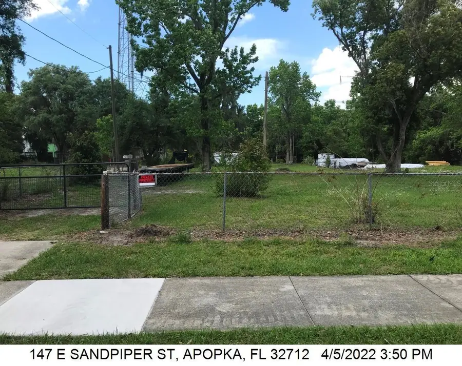 147 E Sandpiper Street, Apopka, FL 32712 - #2