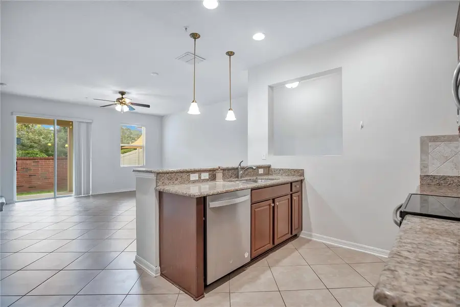 196 Windflower Way, Oviedo, FL 32765 - #2