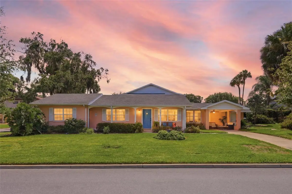 936 N Baker Street, Mount Dora, FL 32757 - #1