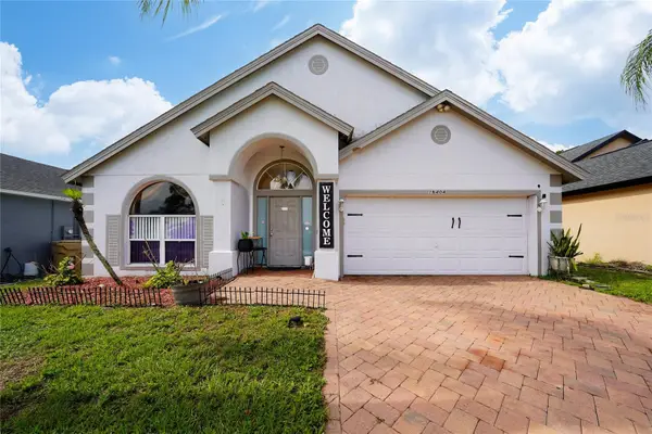 16404 Coopers Hawk Avenue, CLERMONT, FL 34714