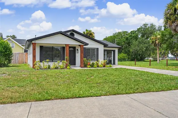 102 Shore Drive E, OLDSMAR, FL 34677
