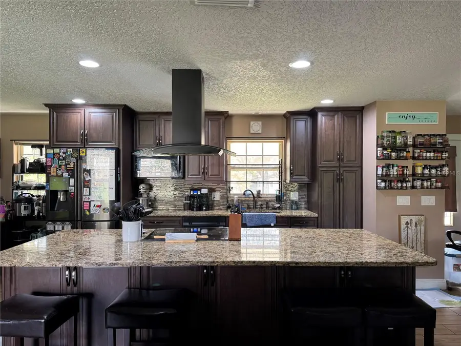 513 Oakcrest Street, Altamonte Springs, FL 32714 - #2