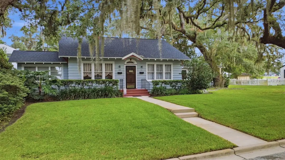 309 W 16th Street, Sanford, FL 32771 - #1
