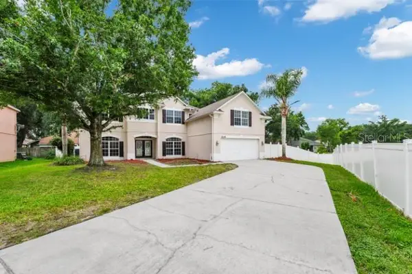 1889 Pomegranate Court, OCOEE, FL 34761