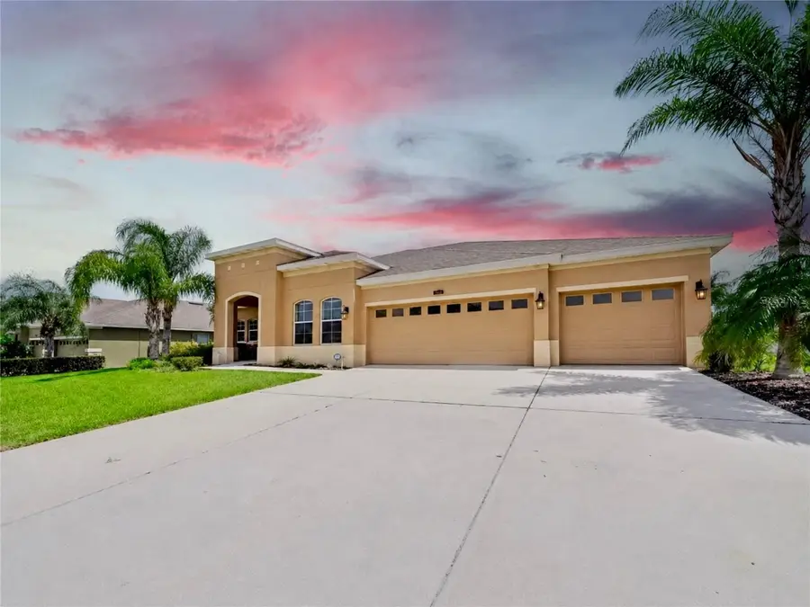 428 Palastro Avenue, Auburndale, FL 33823 - #2