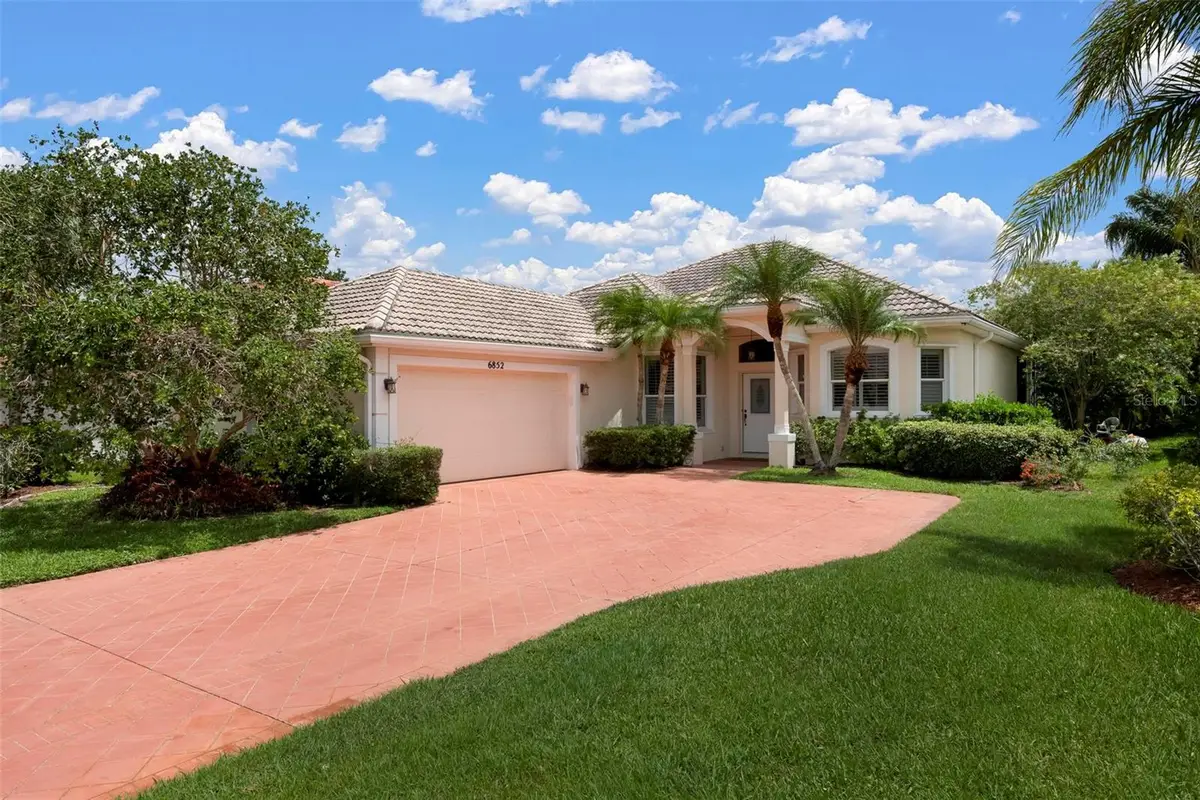 6852 Sagebrush Circle, Sarasota, FL 34243 - #1