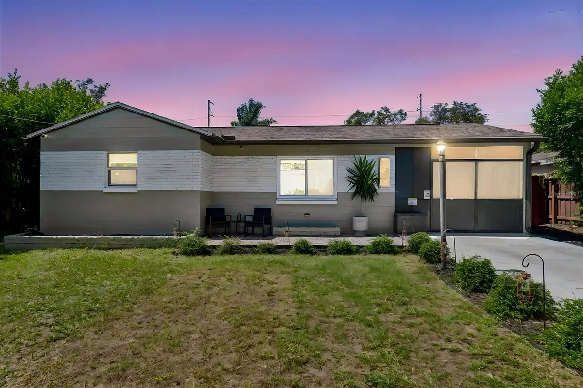 1904 W Meadowbrook Avenue, Tampa, FL 33612 - #1