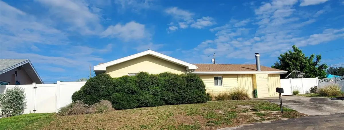 9956 136th Street, Seminole, FL 33776 - #1