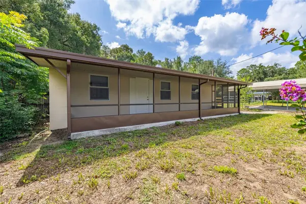 44034 Angus Avenue, PAISLEY, FL 32767