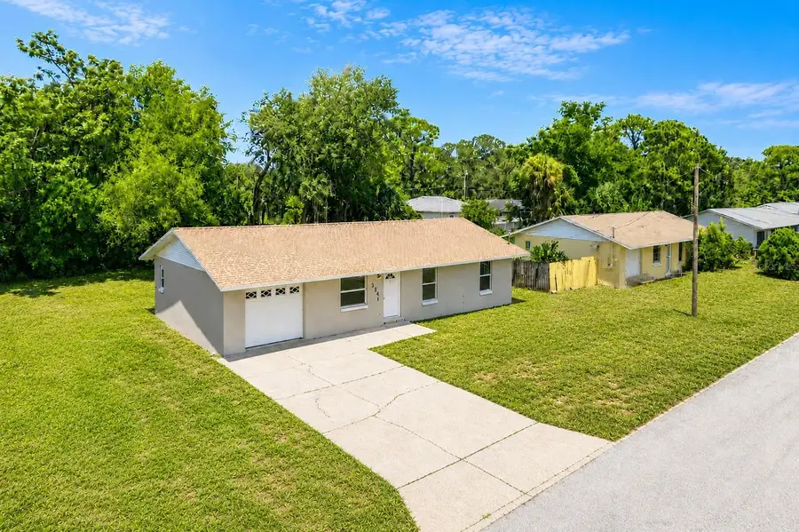 324 Queen Avenue, Oviedo, FL 32765 - #2