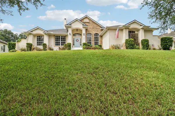 225 Glen Abbey Lane, DEBARY, FL 32713