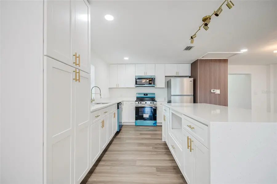 842 Dennis Avenue, Orlando, FL 32807 - #2