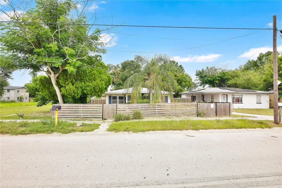 315 E Street, Lake Wales, FL 33853 - #3