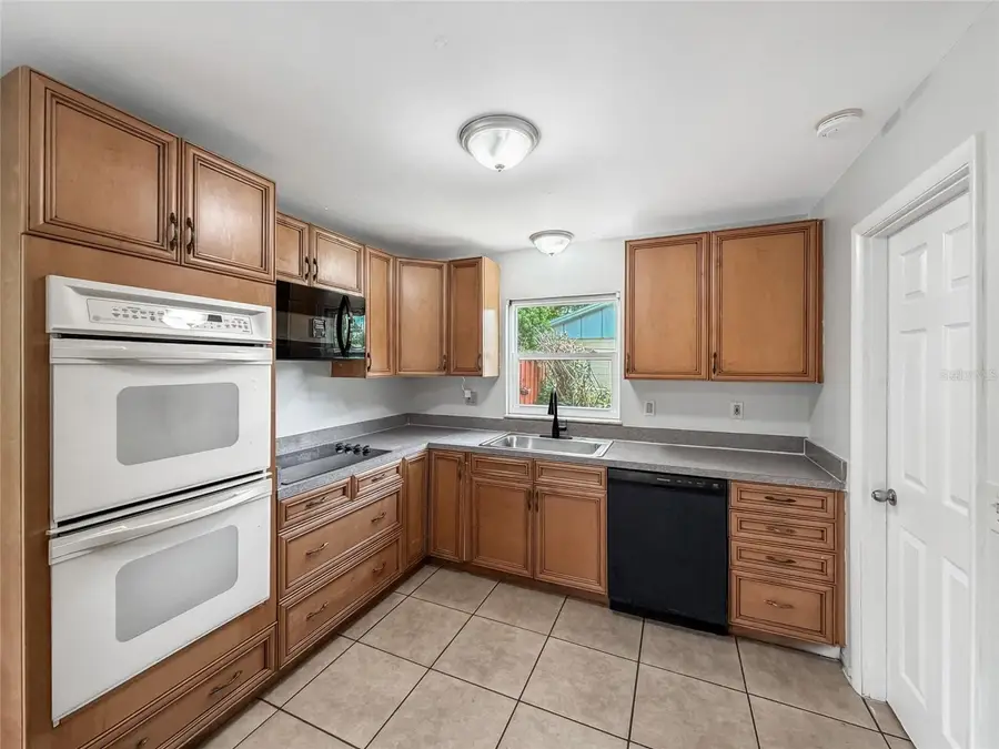602 18th Street, Orlando, FL 32805 - #3