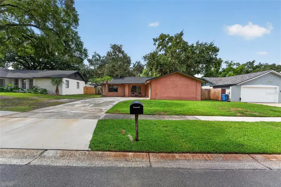 3721 Coppertree Circle, Brandon, FL 33511 - #2