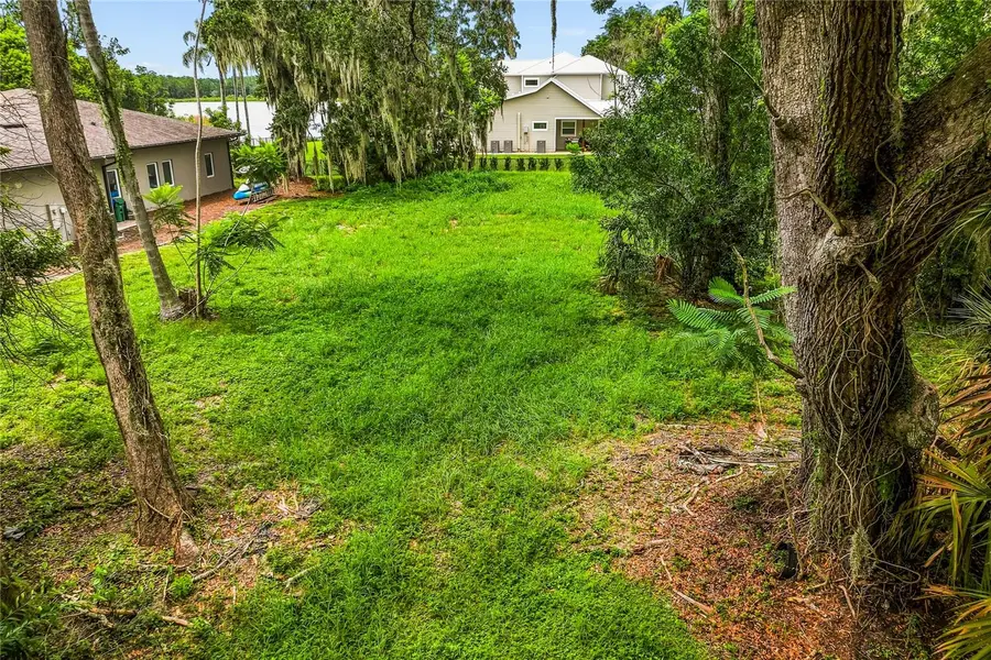 240 W Lakeview Avenue, Lake Mary, FL 32746 - #3