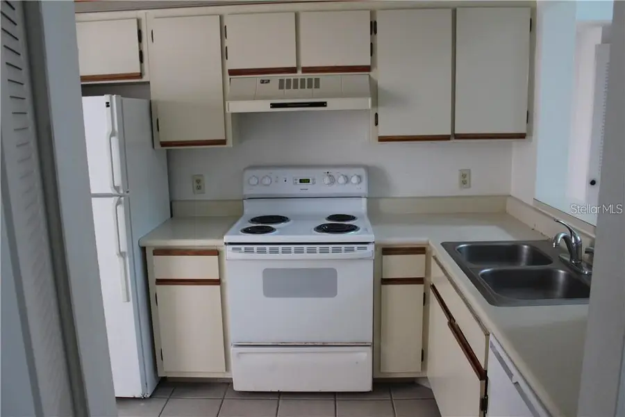 2906 S Semoran Boulevard #2, Orlando, FL 32822 - #3