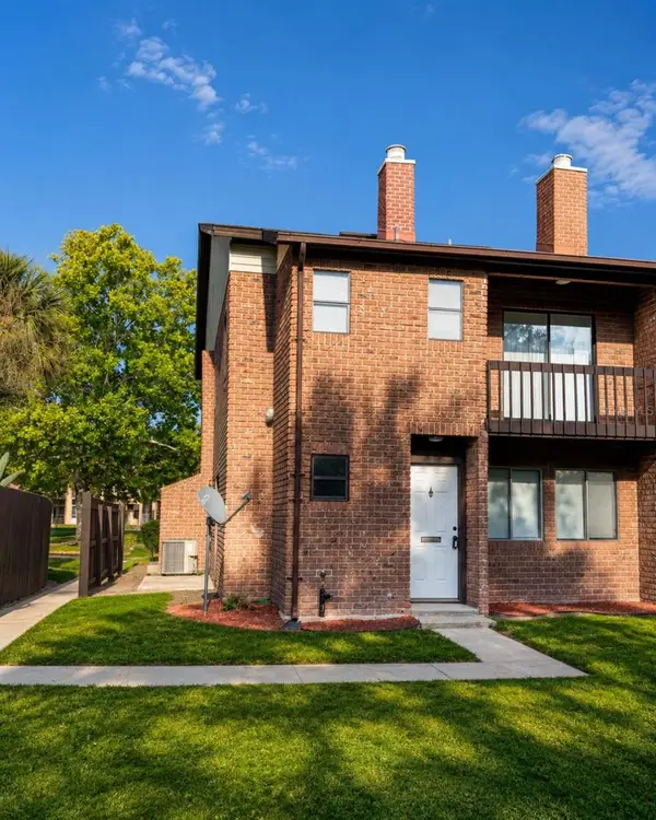 5032 Downing Street #10, ORLANDO, FL 32839